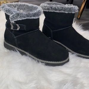 sketchers fleece boots